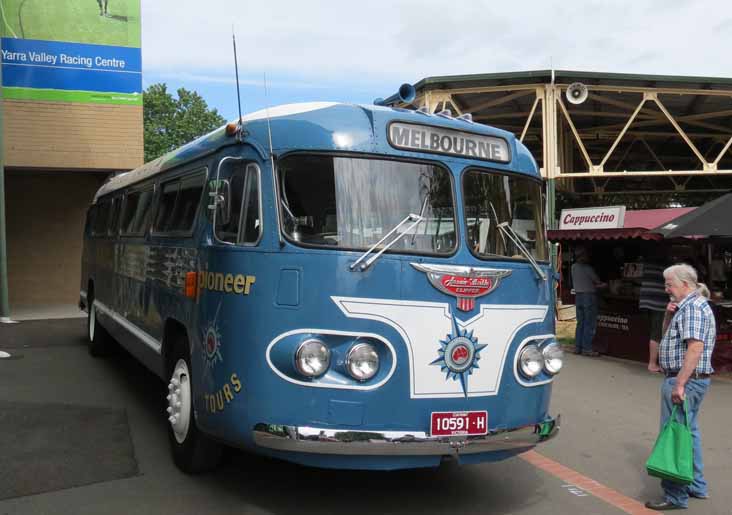 Driver's Ansair Pioneer Flxible Clipper